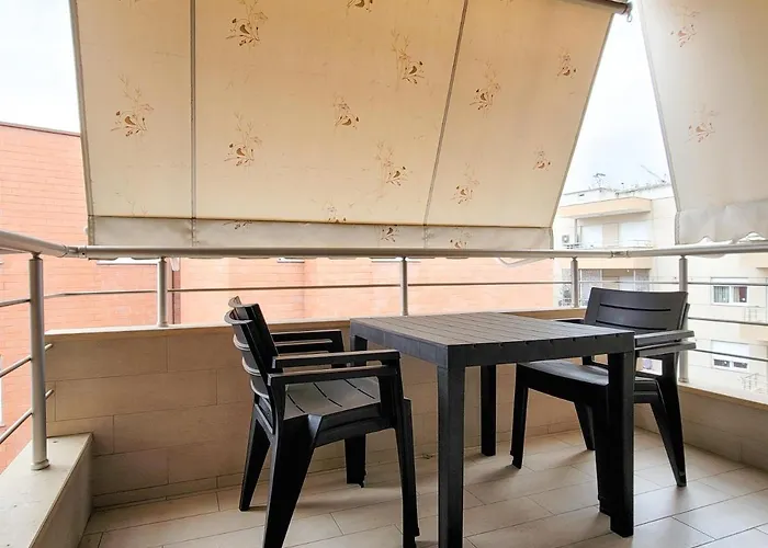 Quiet Apartment Near Tirana Lake